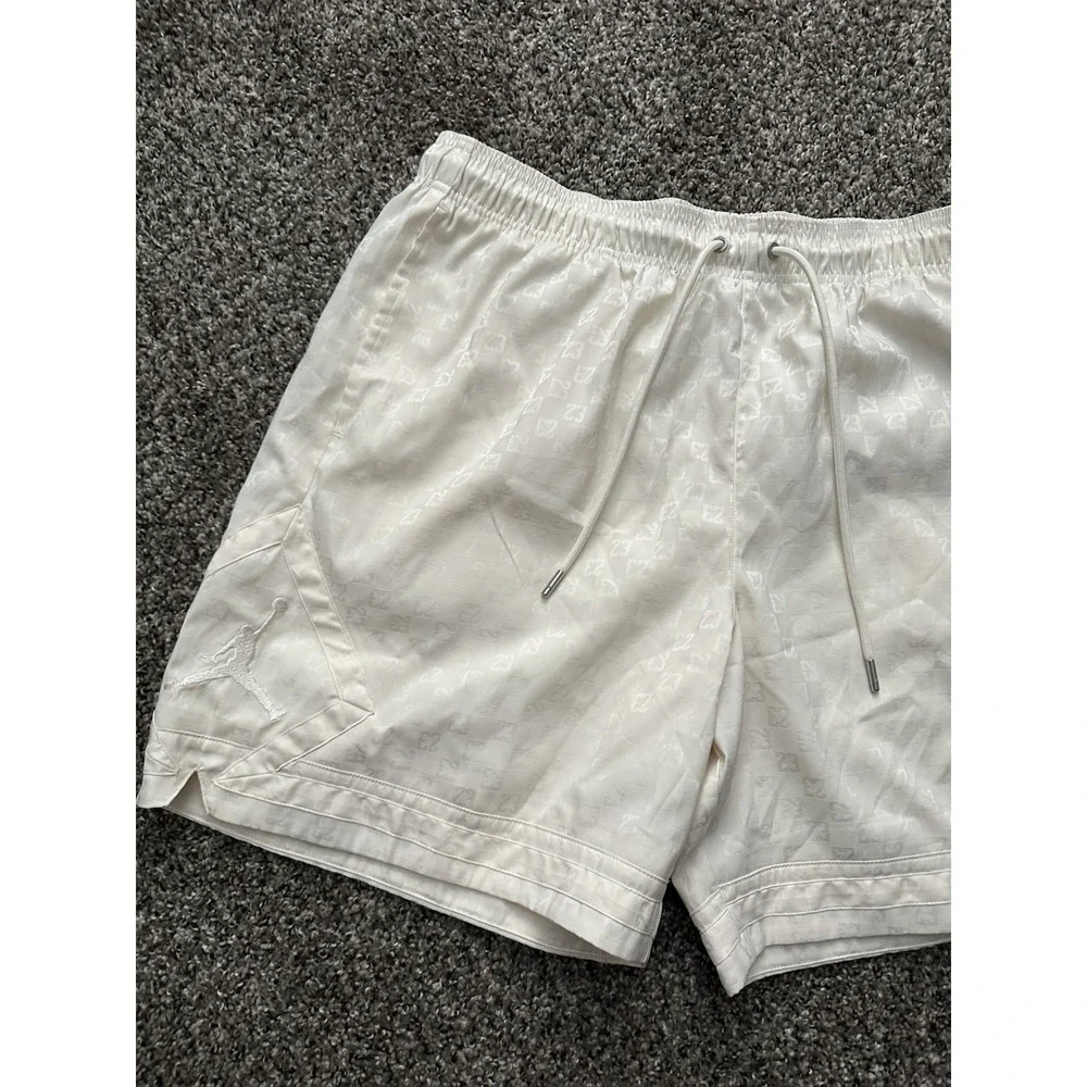 Jordan Shorts Mens XL Beige Tan Sail Essentials Woven Diamond Logo